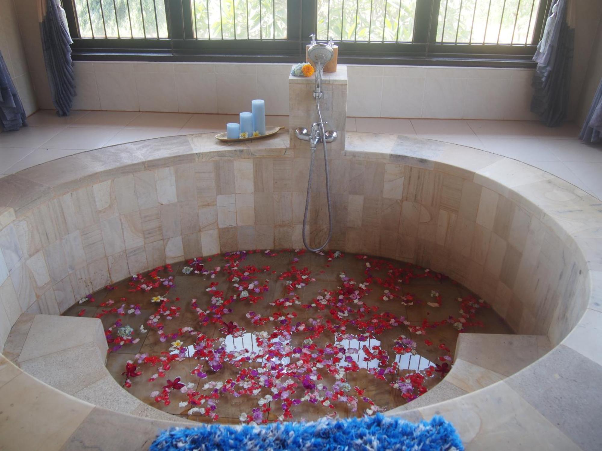 Villa Omah Semar Tulamben Extérieur photo